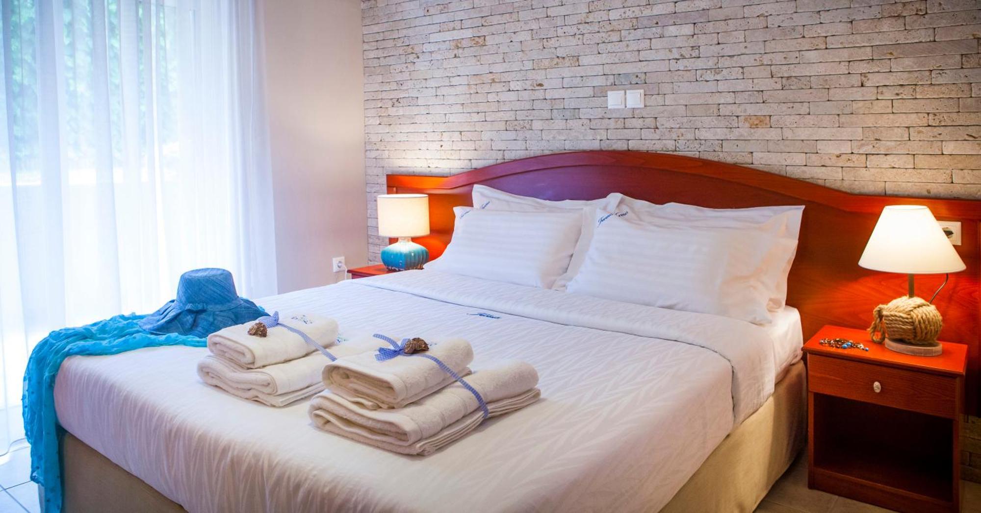 Villa Teresa Luxury Suites Limenas  Værelse billede
